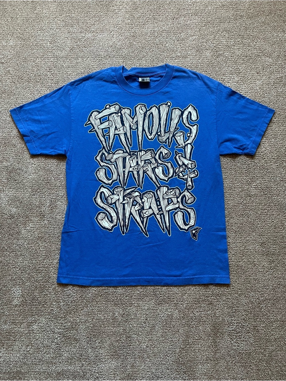 VTG 00’s / Y2K Famous Stars & Straps Blue Tee